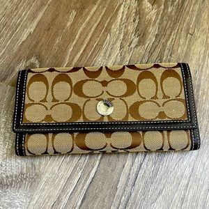 Coach signature wallet